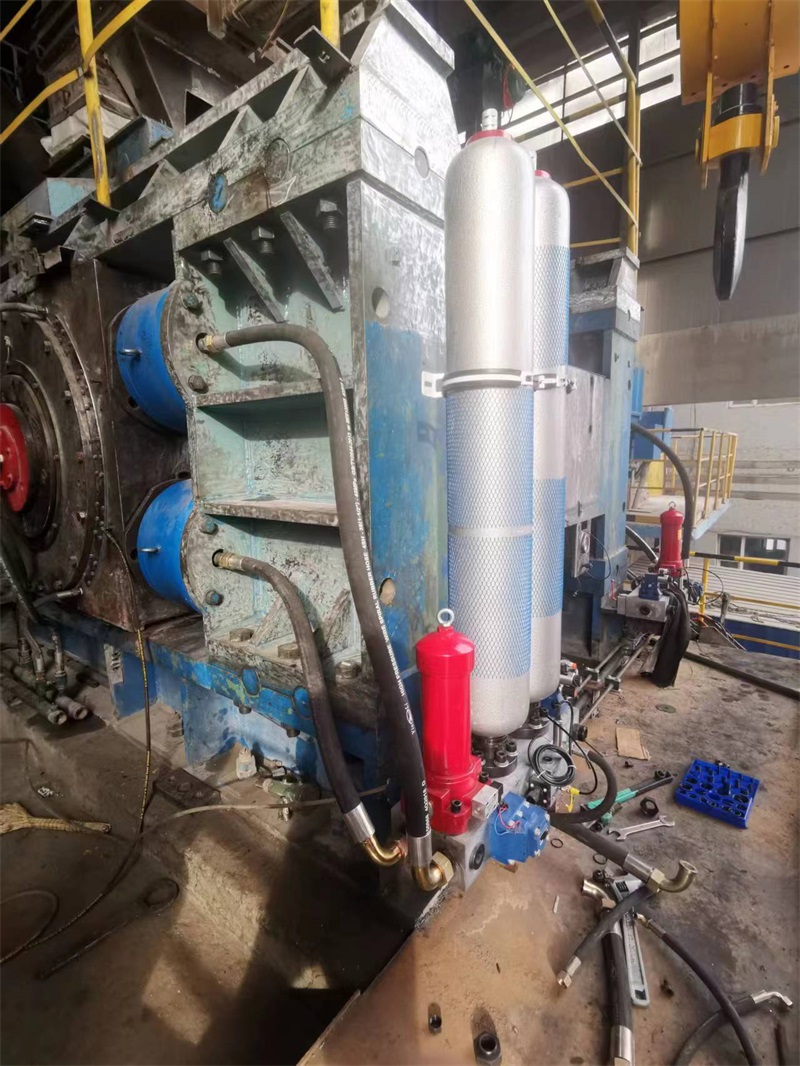 Hydraulic System Transformation of Roller Press